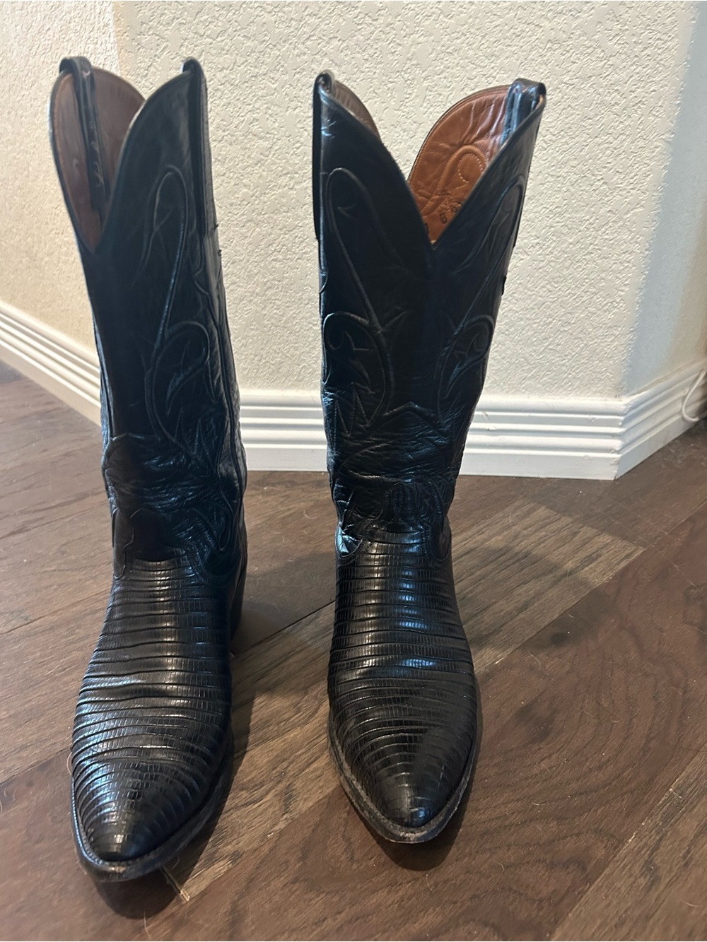 Lucchese Black Textured Leather Western Heeled Boots